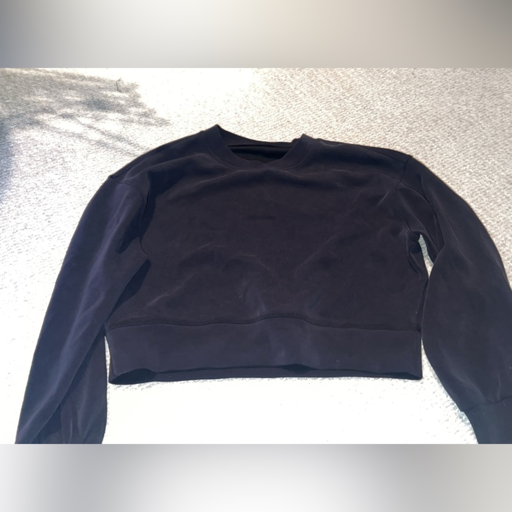 Very soft lululemon black long sleeved sweater/ size: small